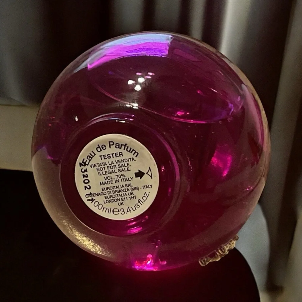 Versace Dylan Purple Eau De Parfum 3.4 fl oz. - Picture 3 of 3